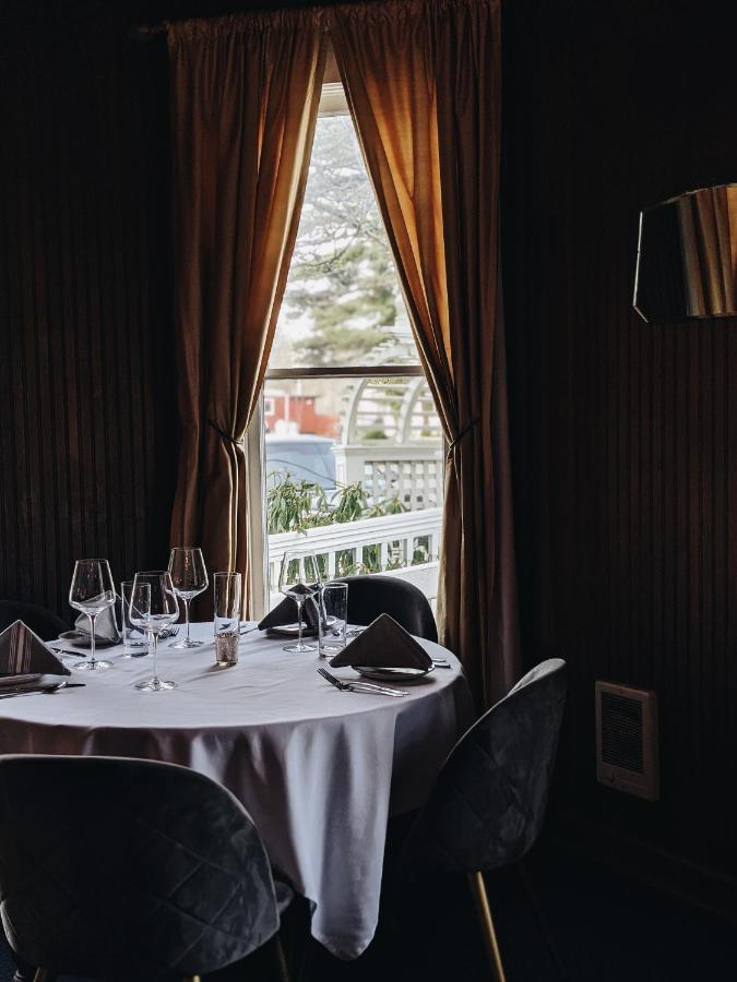 Shelburne 3* Seaview