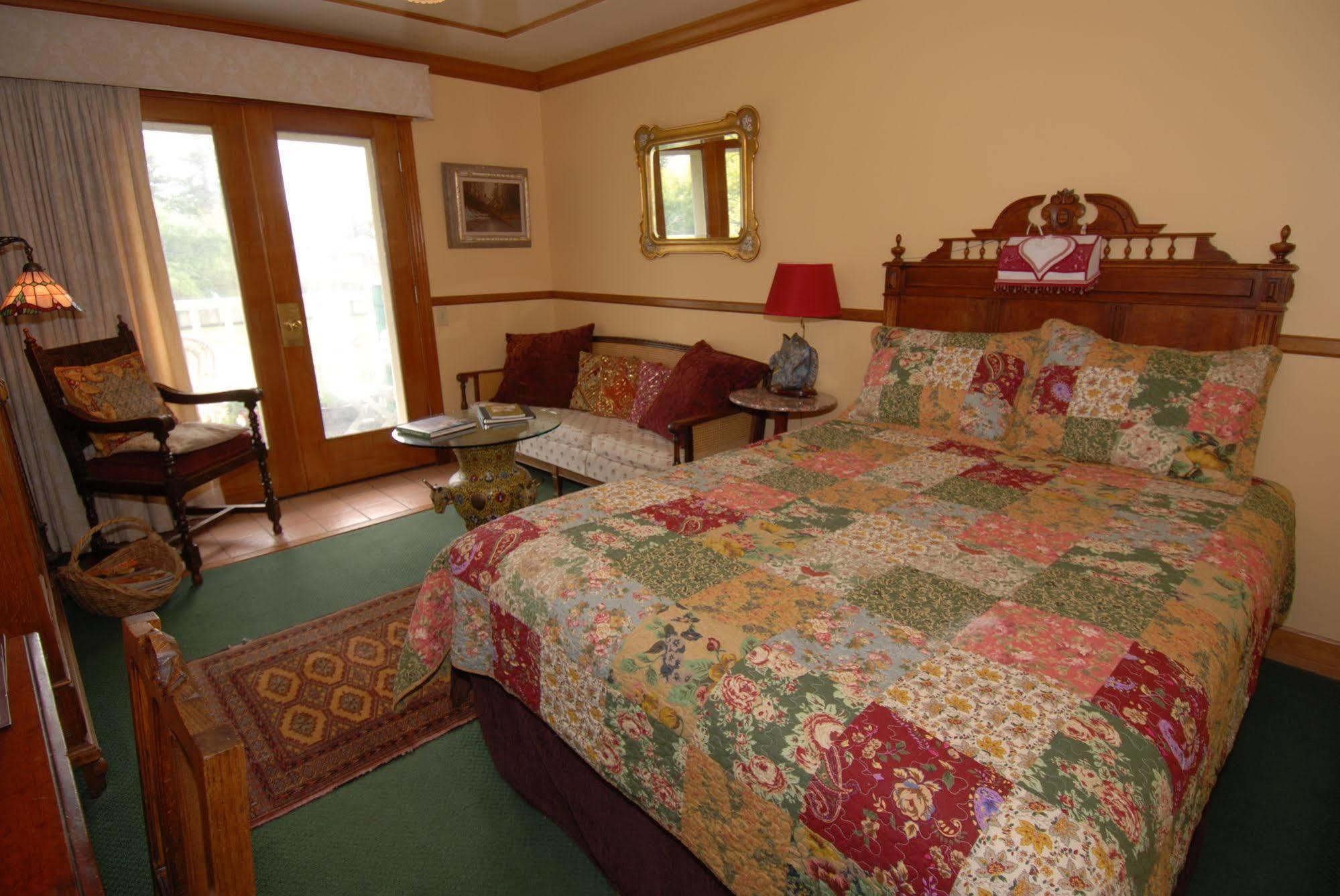 Inn Shelburne 3*