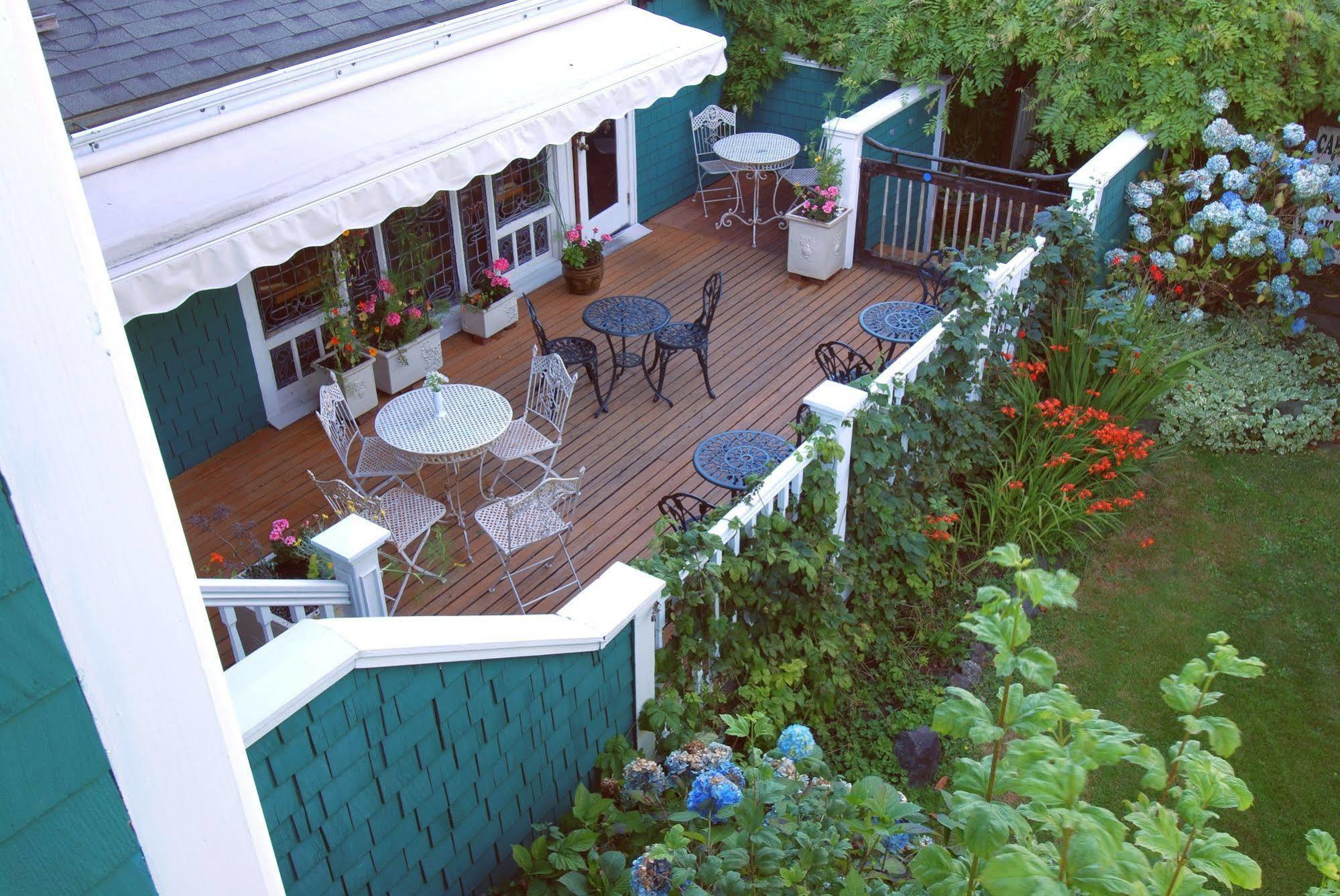 Shelburne Inn