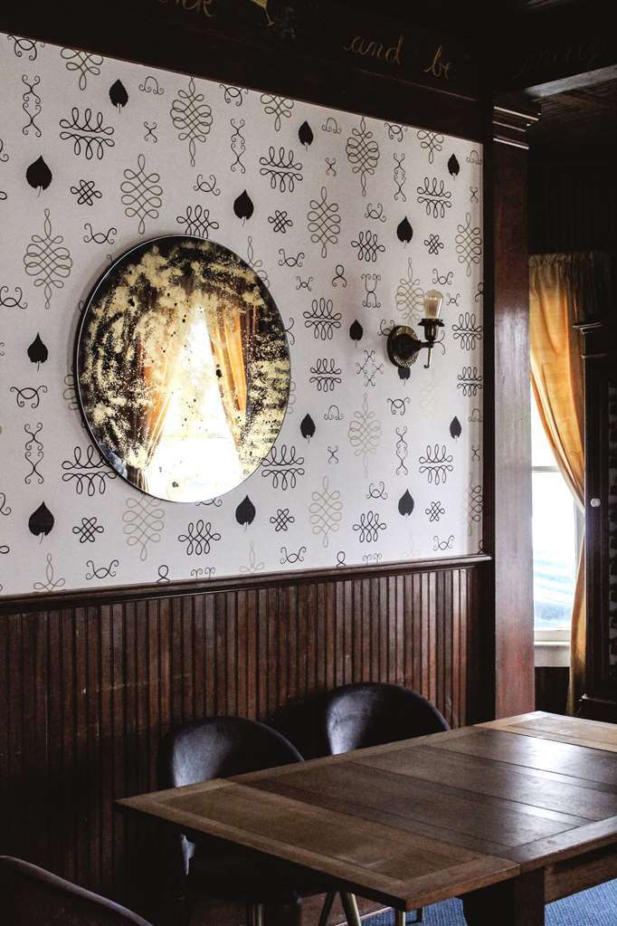 Shelburne Inn