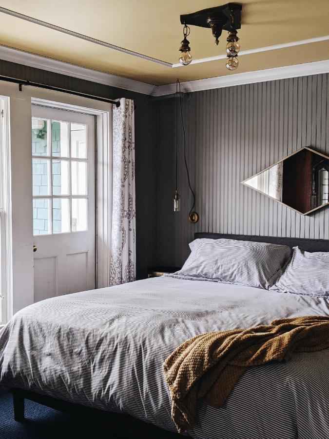 Inn Shelburne