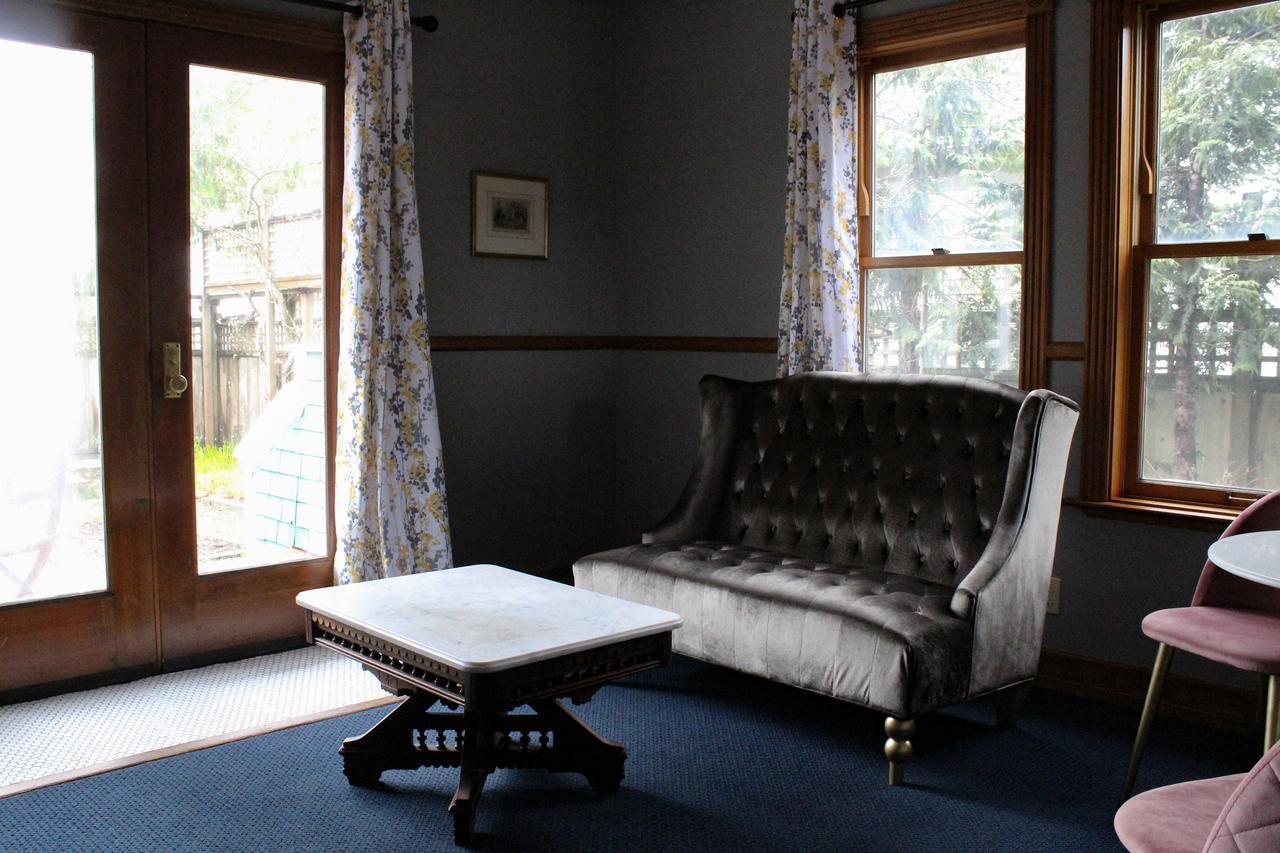 Inn Shelburne Seaview